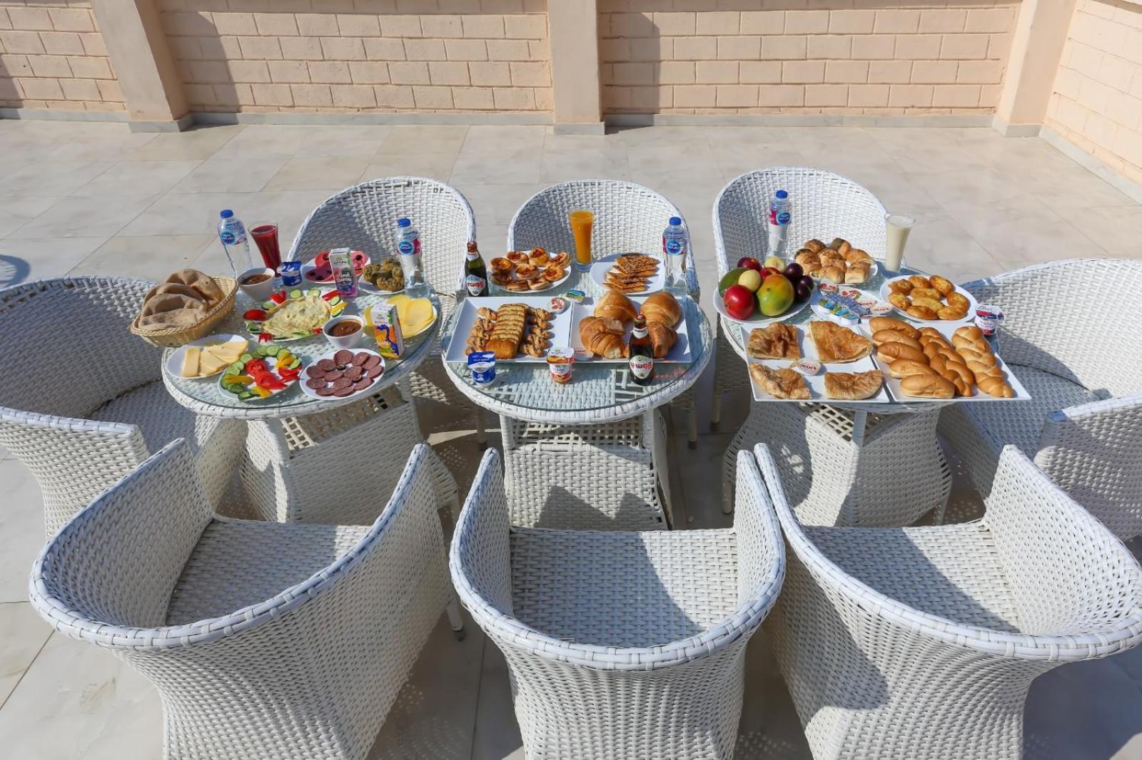 El Aida Pyramids View Hotel Kafret el-Gabal Εξωτερικό φωτογραφία